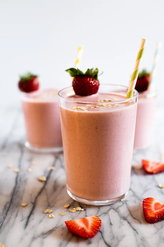 Strawberry Oats Smoothie